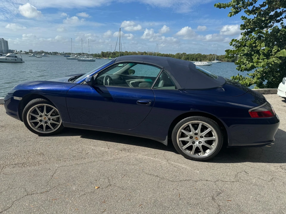 2002 Porsche 996 Carrera 4 - Image 19 of 31