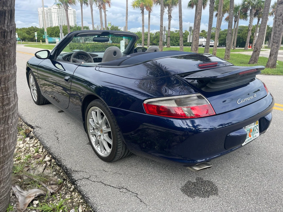 2002 Porsche 996 Carrera 4 - Image 10 of 31