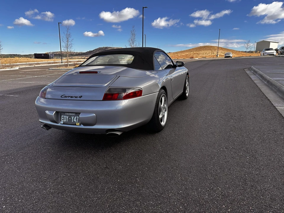 2002 Porsche 996 Carrera 4 - Image 6 of 31
