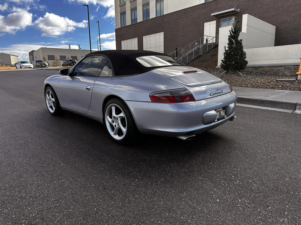 2002 Porsche 996 Carrera 4 - Image 5 of 31