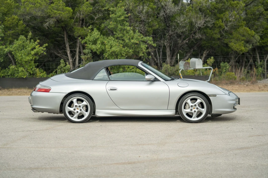 2002 Porsche 996 Carrera 4S - Image 28 of 31