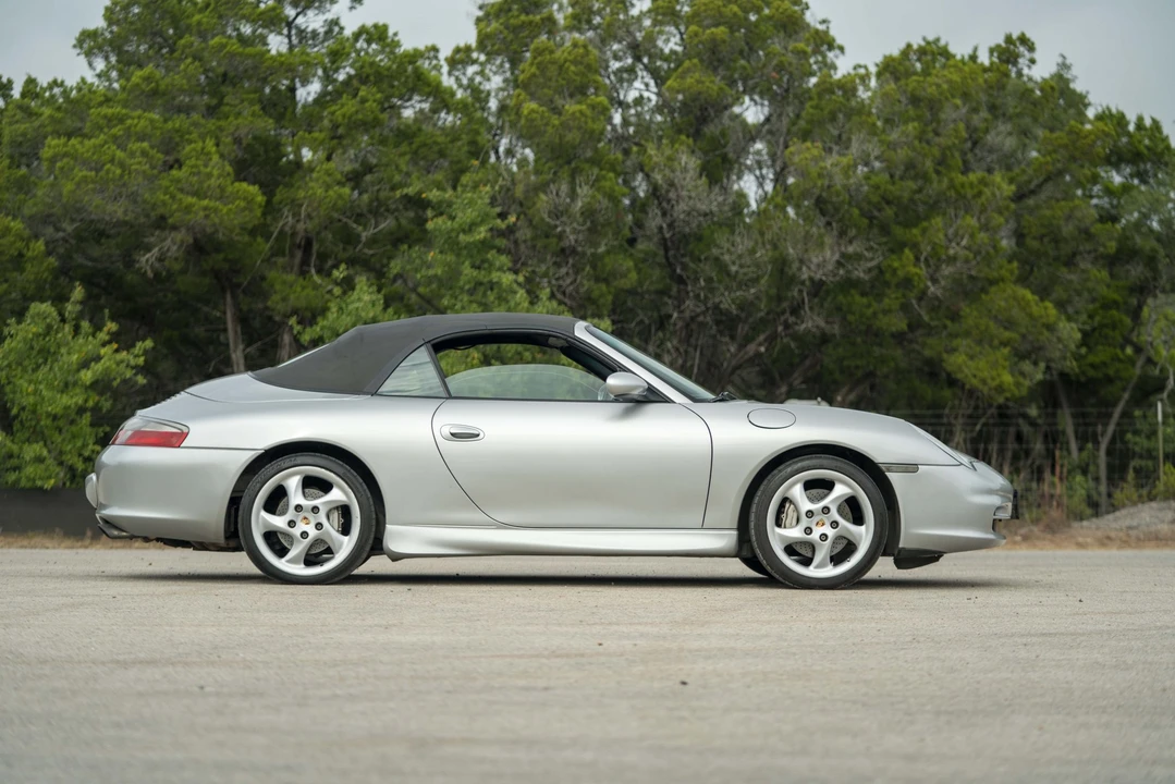 2002 Porsche 996 Carrera 4S - Image 27 of 31