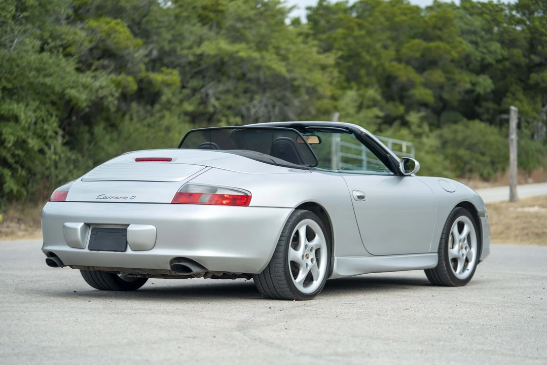 2002 Porsche 996 Carrera 4S - Image 16 of 31
