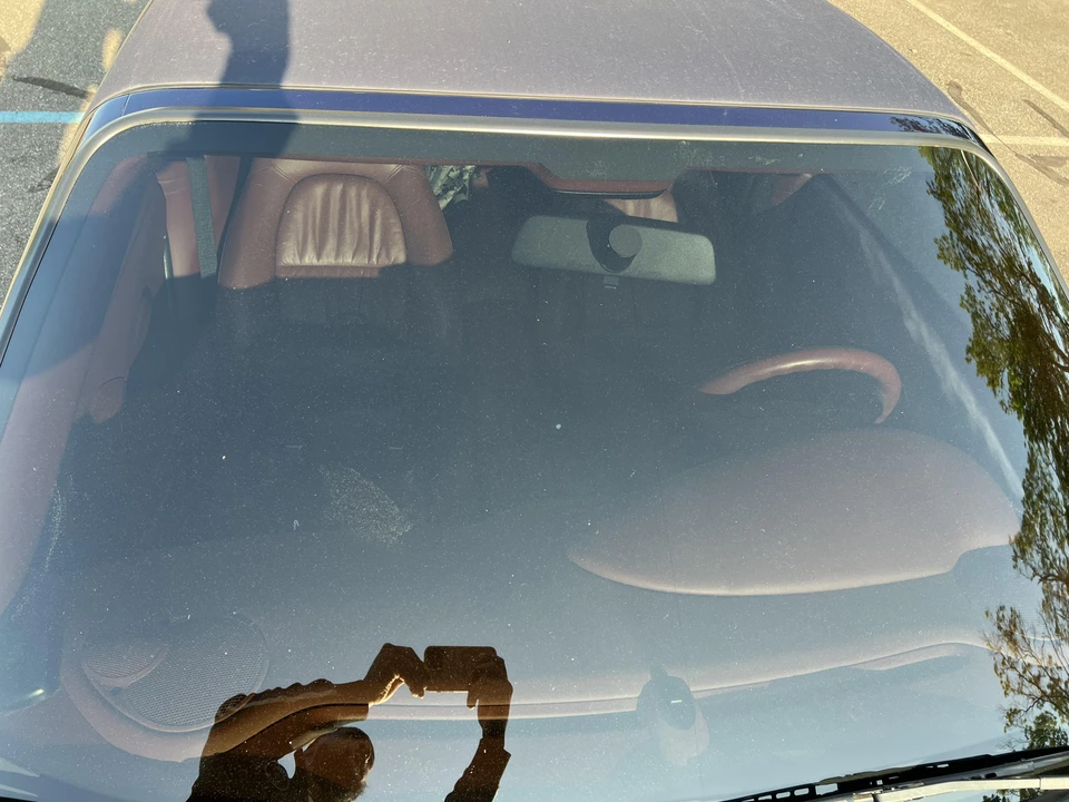 2002 Porsche 996 Carrera - Image 27 of 31
