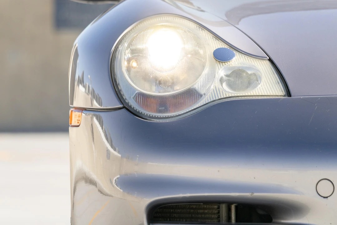 2002 Porsche 996 Carrera 4 - Image 20 of 31