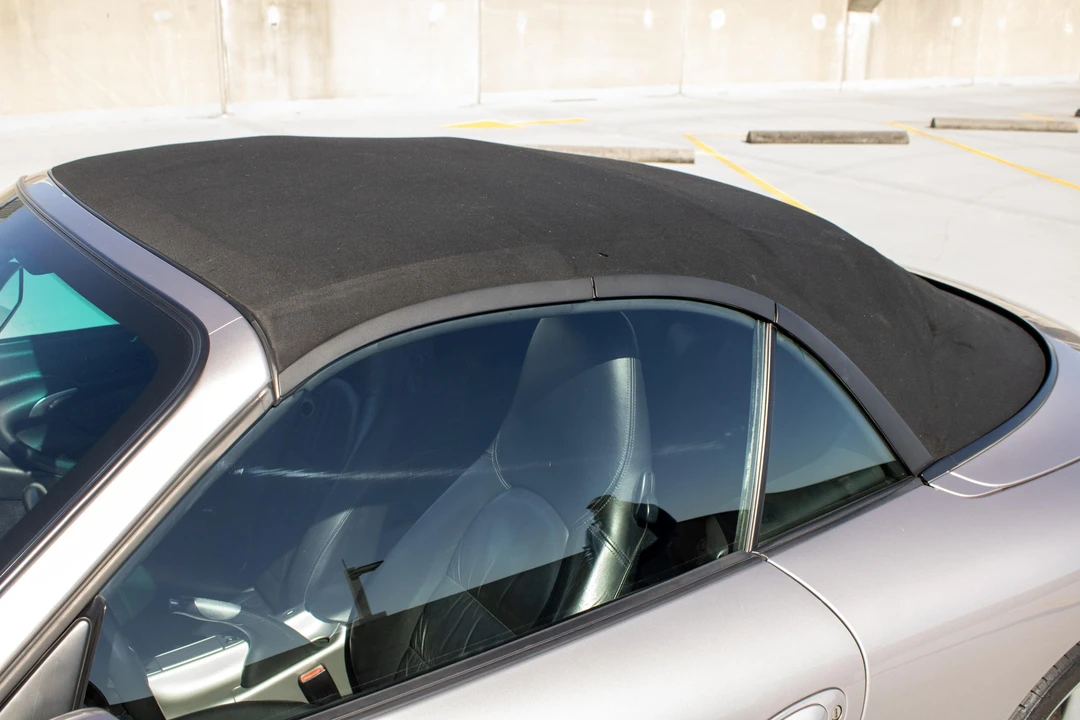 2002 Porsche 996 Carrera 4 - Image 27 of 31