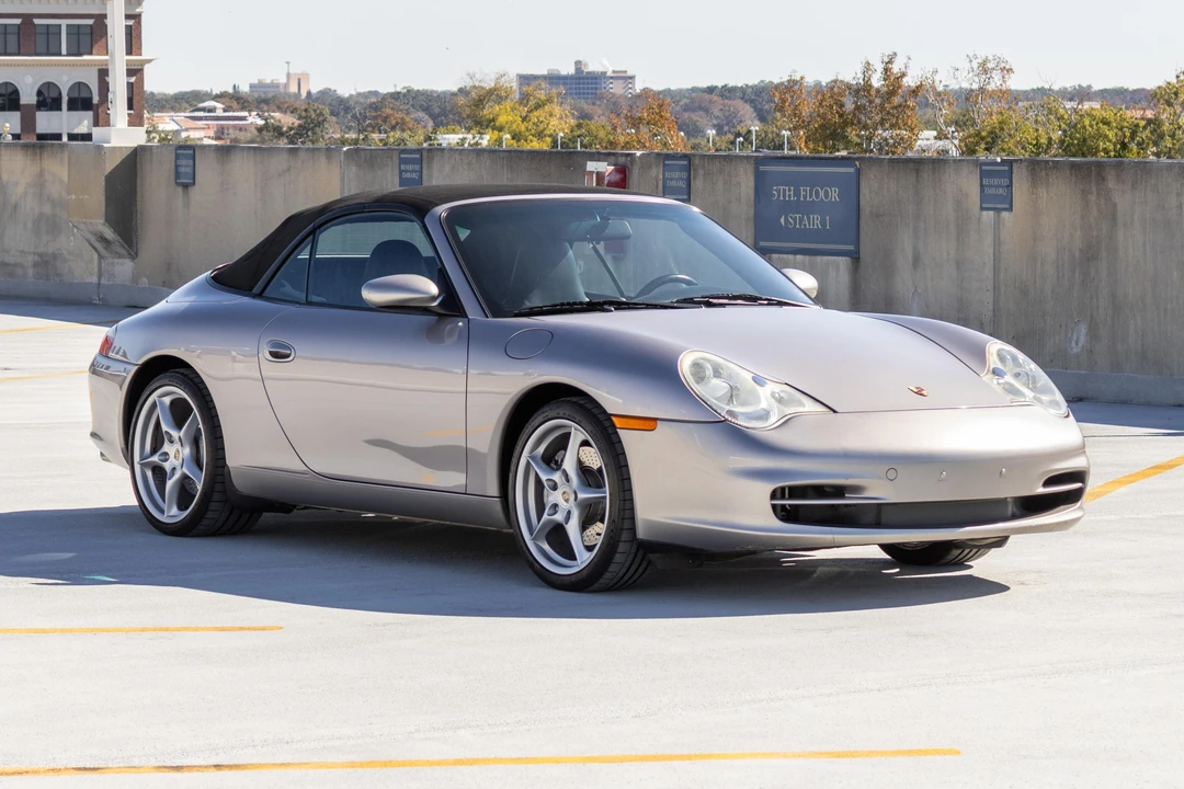 2002 Porsche 996 Carrera 4 - Image 17 of 31