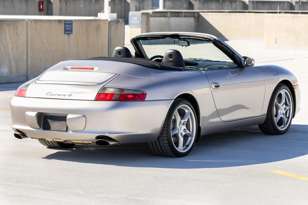 2002 Porsche 996 Carrera 4 - Image 9 of 31