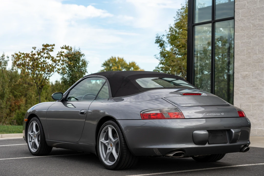 2002 Porsche 996 Carrera 4 - Image 15 of 31