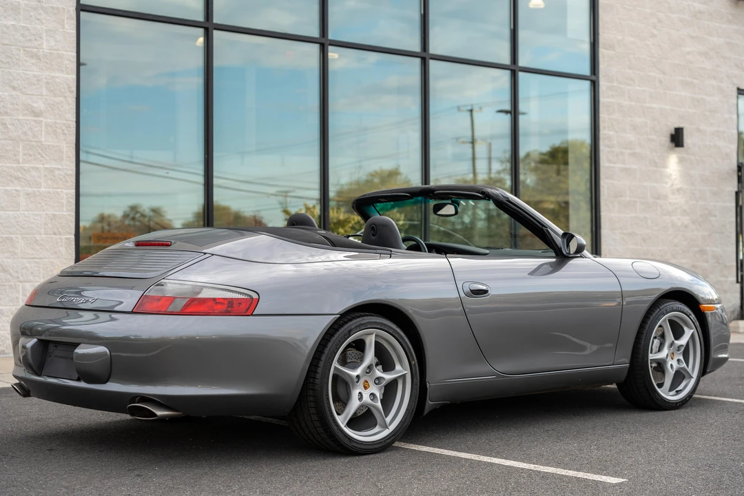 2002 Porsche 996 Carrera 4 - Image 9 of 31