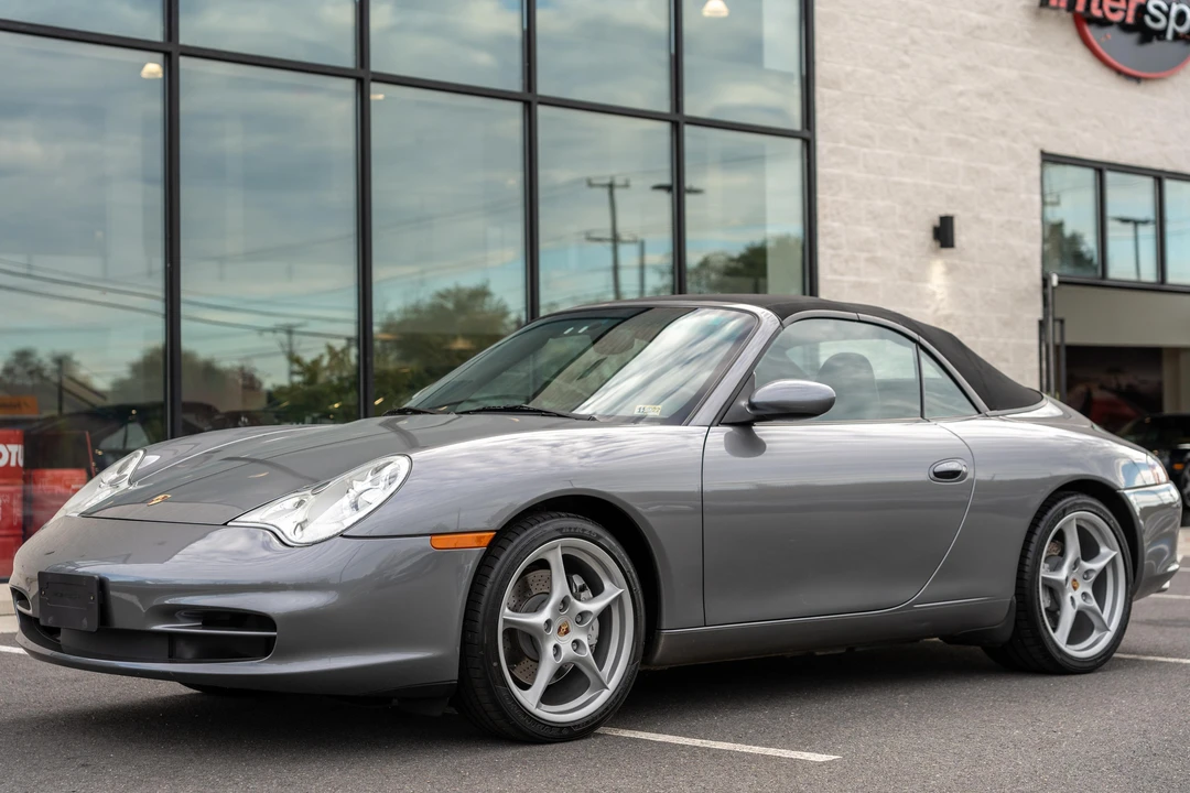 2002 Porsche 996 Carrera 4 - Image 13 of 31