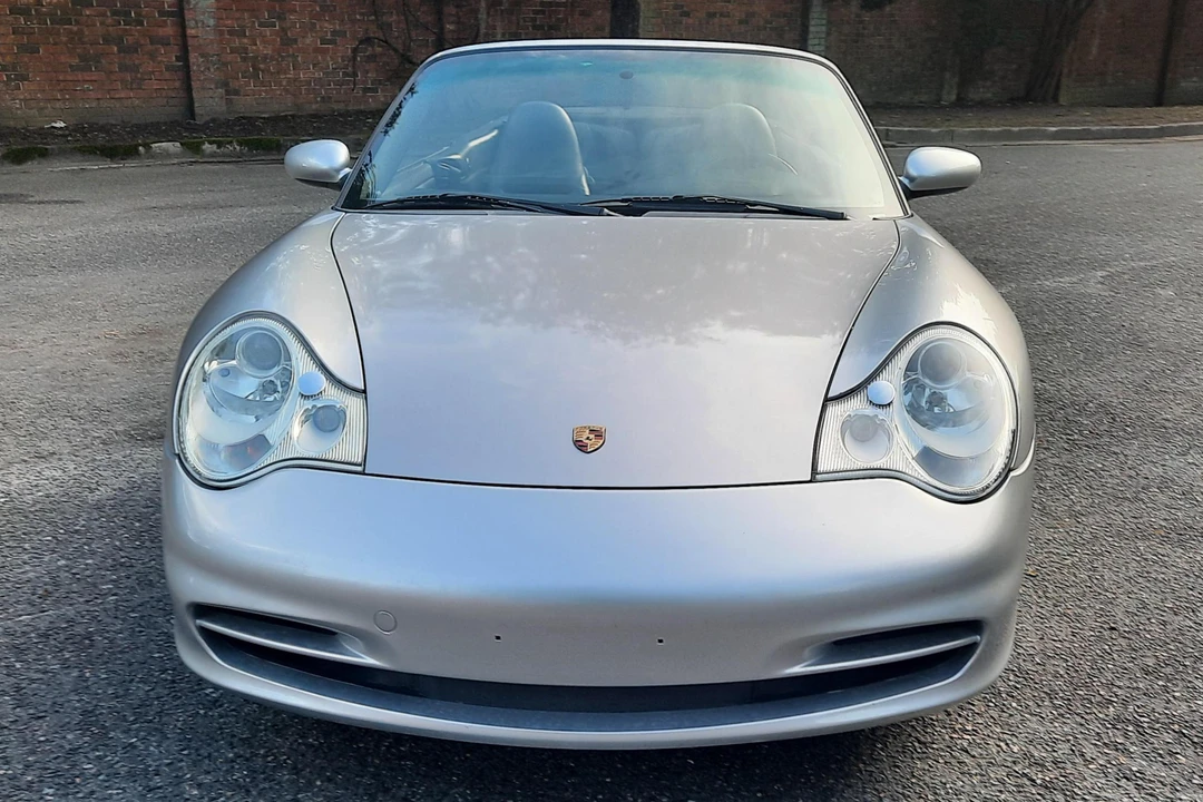 2002 Porsche 996 Carrera - Image 2 of 31