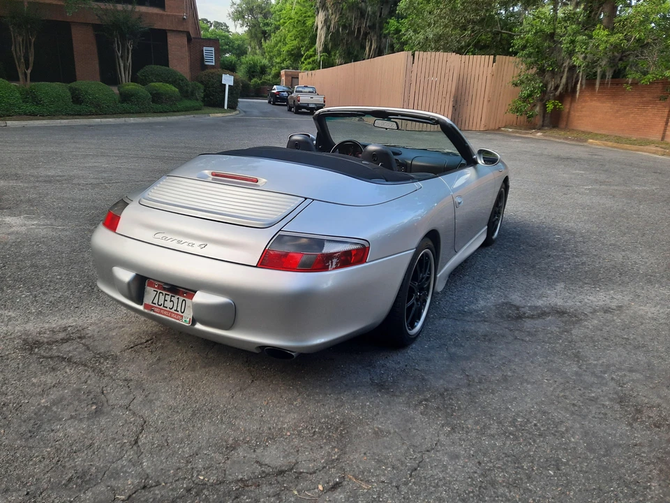 2002 Porsche 996 Carrera - Image 28 of 31