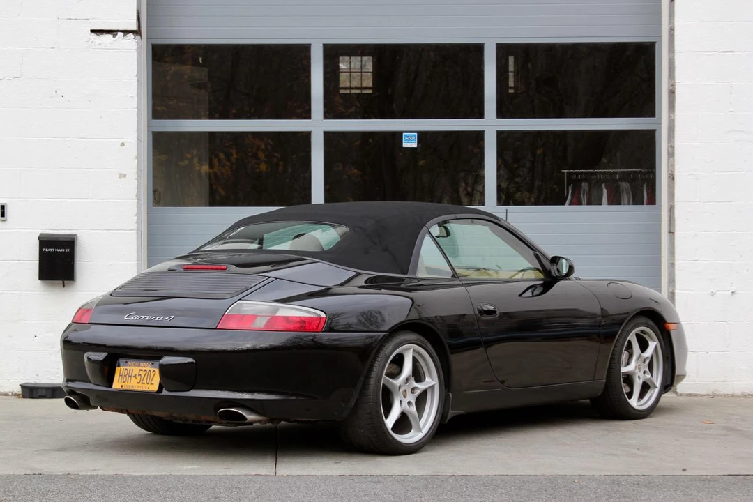 2002 Porsche 996 Carrera 4S - Image 18 of 26