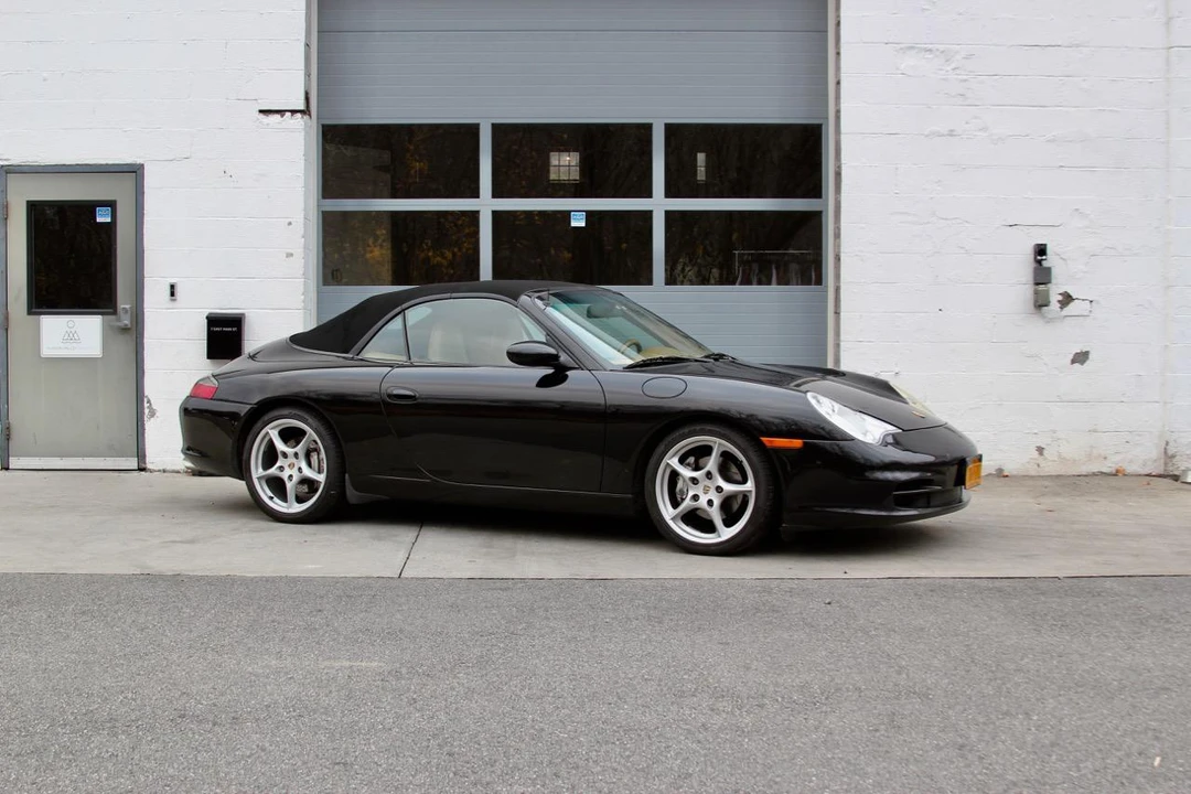 2002 Porsche 996 Carrera 4S - Image 23 of 26
