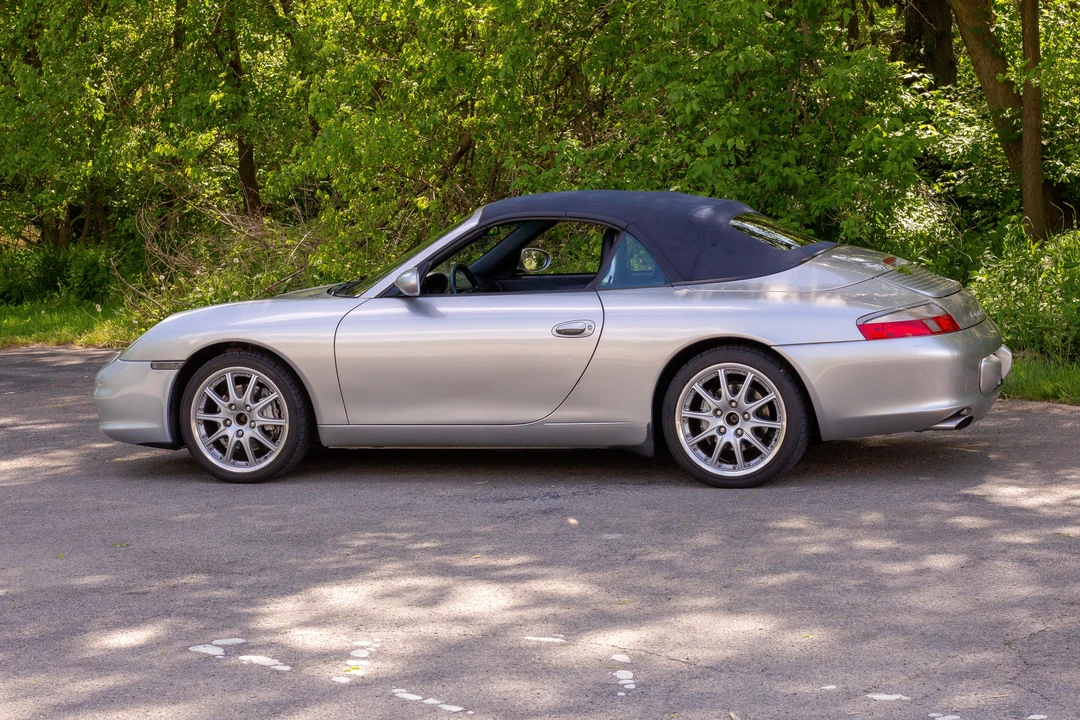 2002 Porsche 996 Carrera - Image 17 of 31