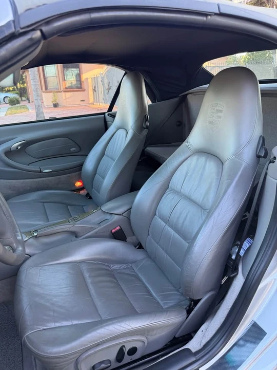 2002 Porsche 996 Carrera 4 - Image 10 of 14