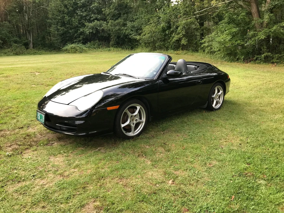 2002 Porsche 996 Carrera 4 - Image 4 of 11