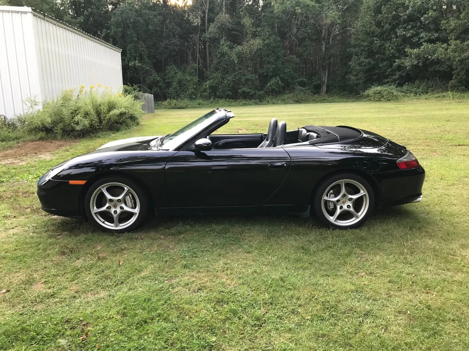 2002 Porsche 996 Carrera 4 - Image 3 of 11