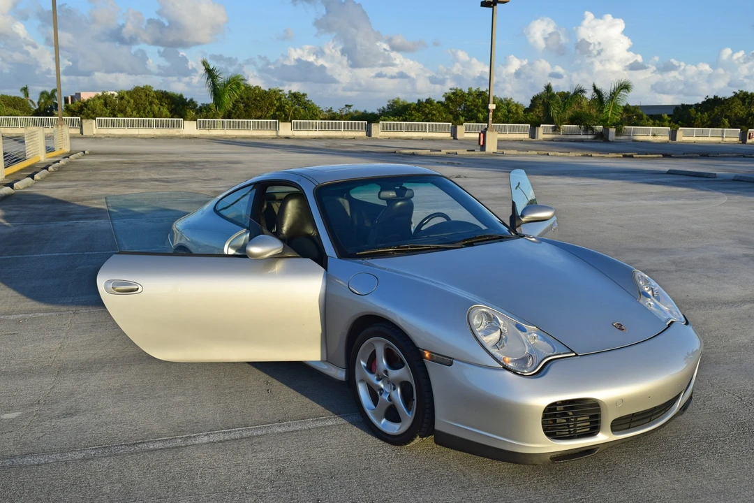 2002 Porsche 996 Carrera 4S - Image 18 of 31