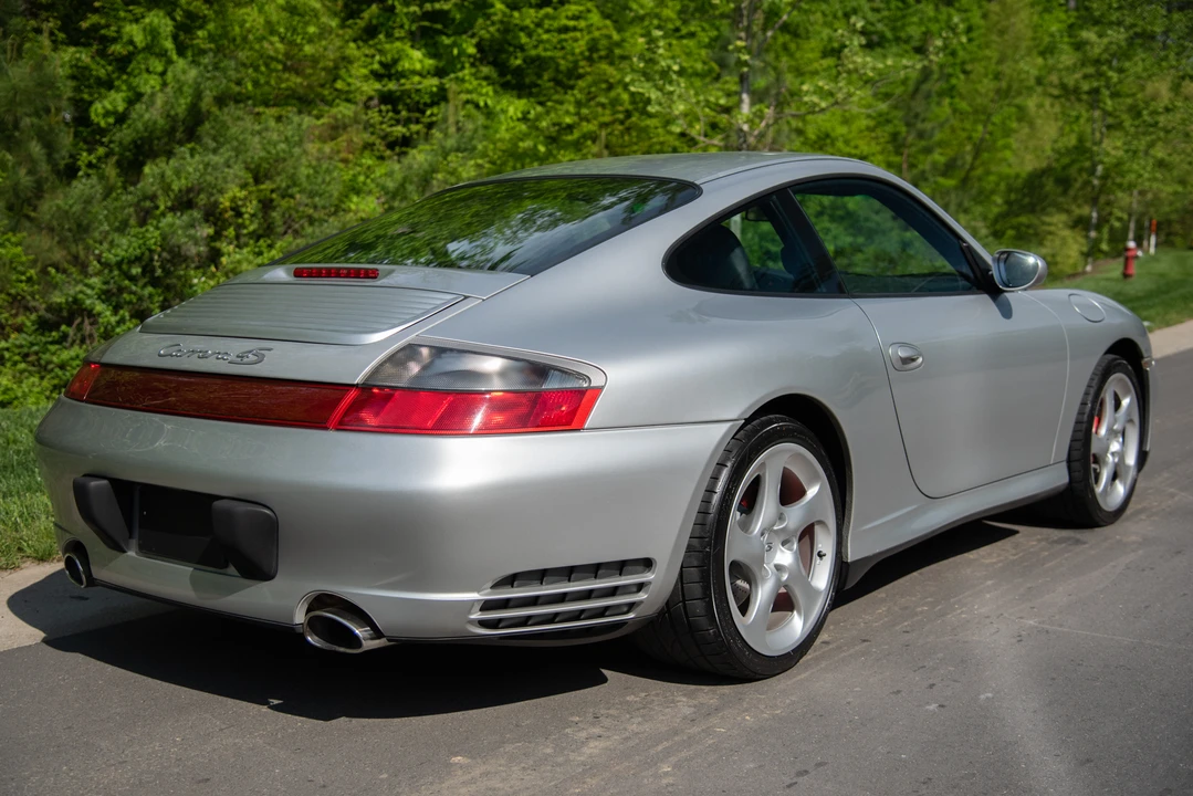 2002 Porsche 996 Carrera 4S - Image 13 of 31
