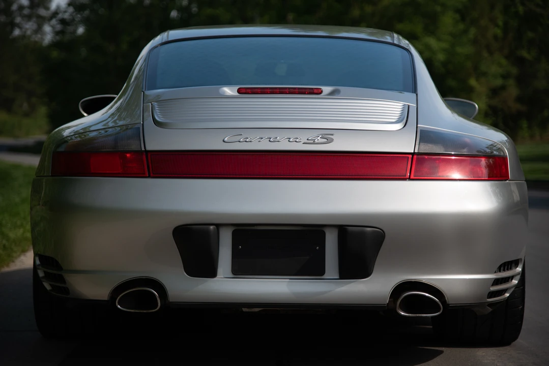 2002 Porsche 996 Carrera 4S - Image 11 of 31