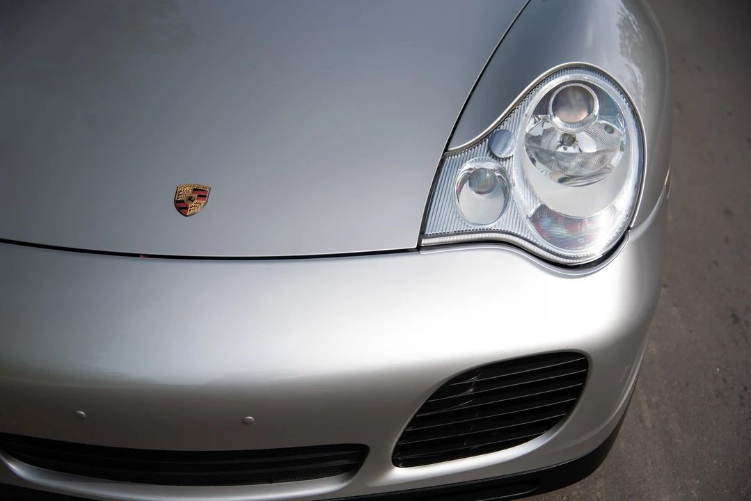 2002 Porsche 996 Carrera 4S - Image 25 of 31