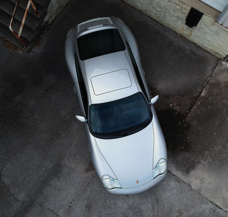 2002 Porsche 996 Carrera 4S - Image 25 of 31