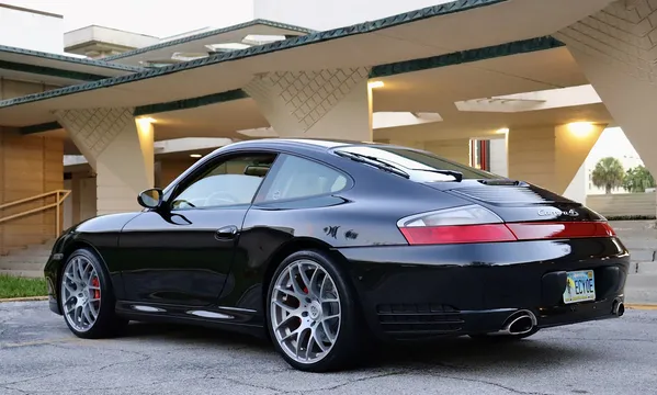 2002 Porsche 911 Carrera 4S