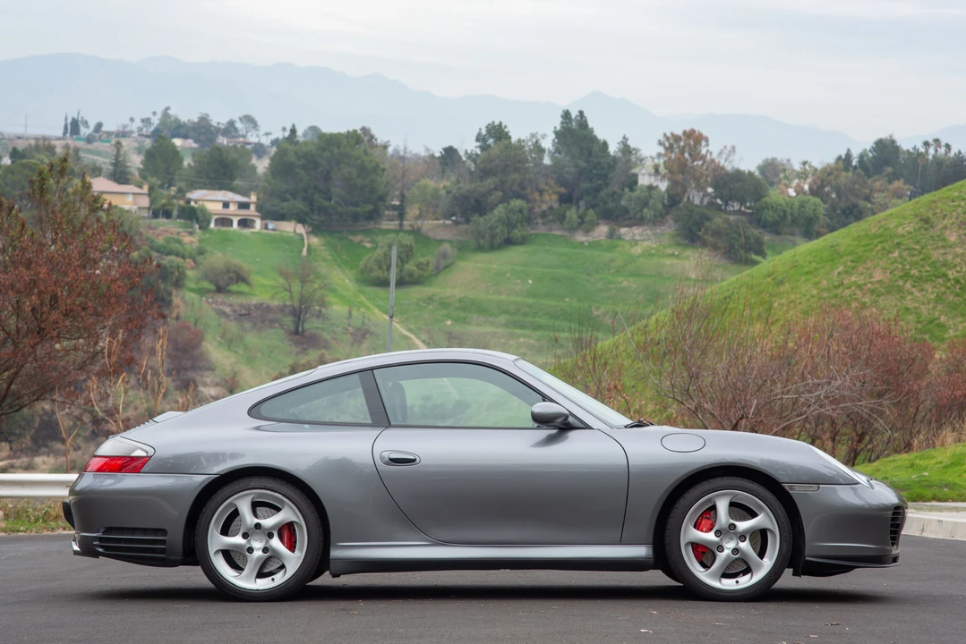 2002 Porsche 996 Carrera 4S - Image 9 of 31