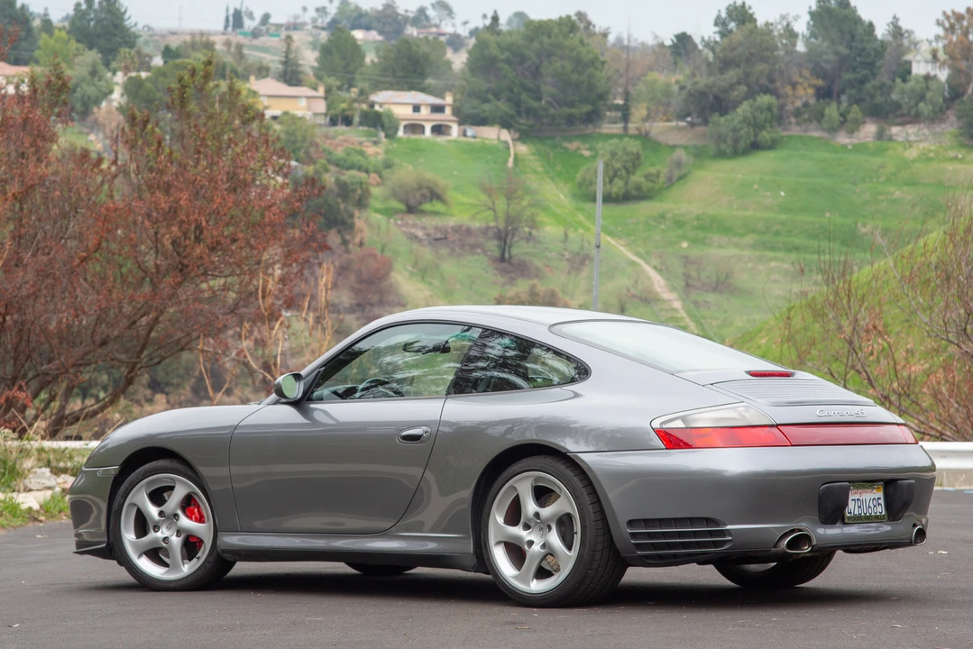 2002 Porsche 996 Carrera 4S - Image 15 of 31