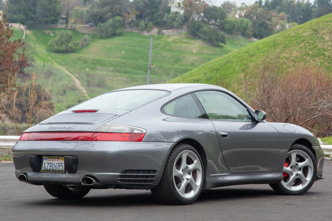 2002 Porsche 996 Carrera 4S - Image 11 of 31