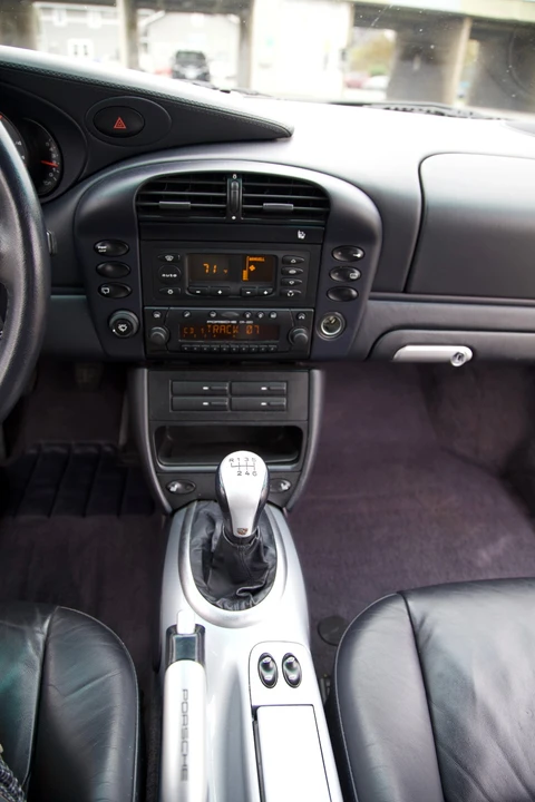 2002 Porsche 996 Carrera 4S - Image 15 of 31
