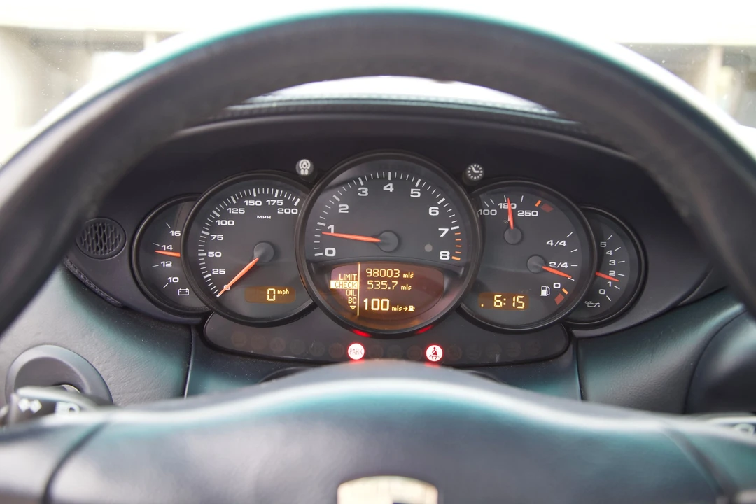 2002 Porsche 996 Carrera 4S - Image 14 of 31