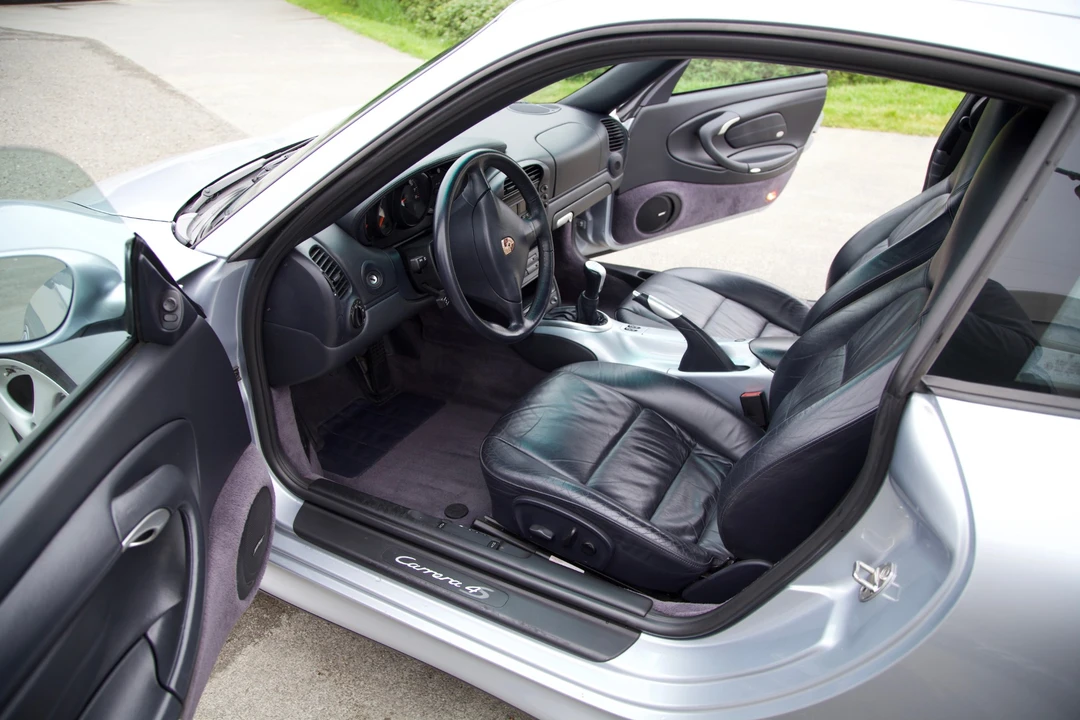 2002 Porsche 996 Carrera 4S - Image 13 of 31