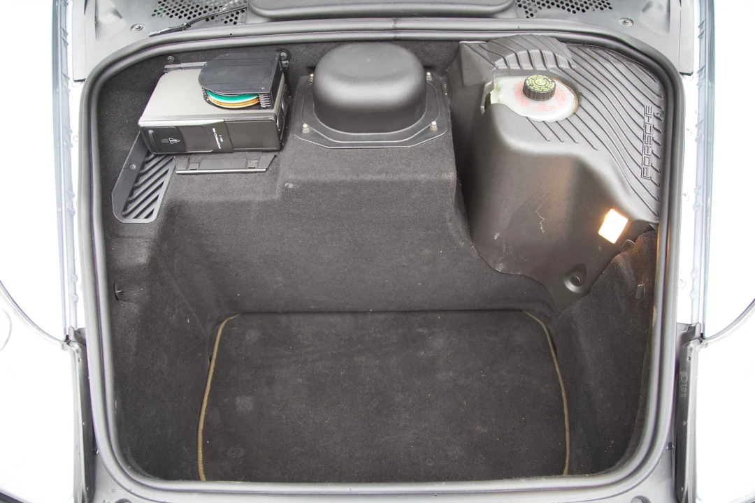 2002 Porsche 996 Carrera 4S - Image 24 of 31