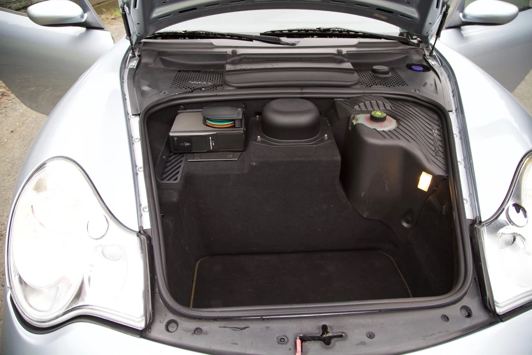 2002 Porsche 996 Carrera 4S - Image 23 of 31