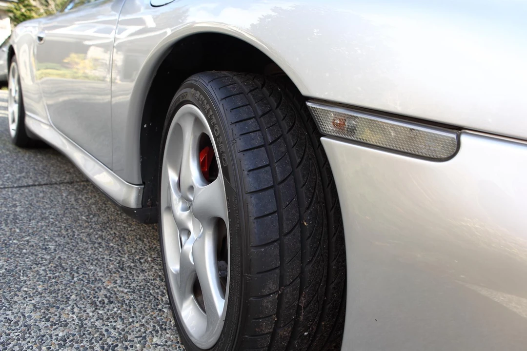 2002 Porsche 996 Carrera 4S - Image 23 of 31