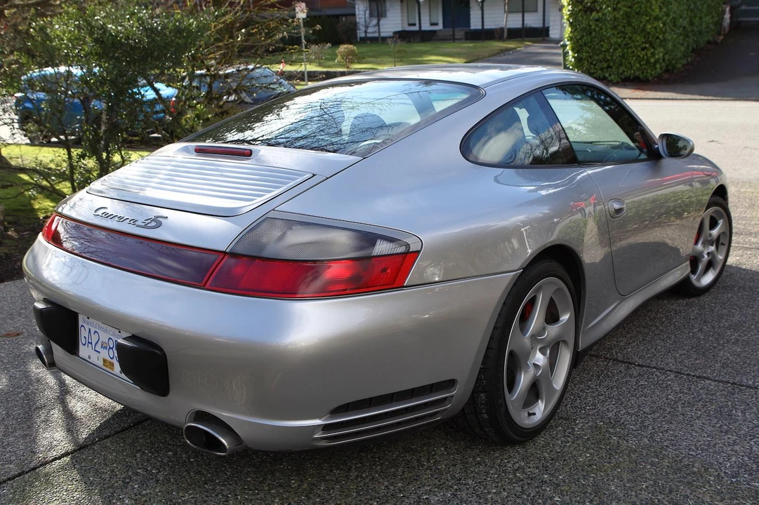 2002 Porsche 996 Carrera 4S - Image 5 of 31