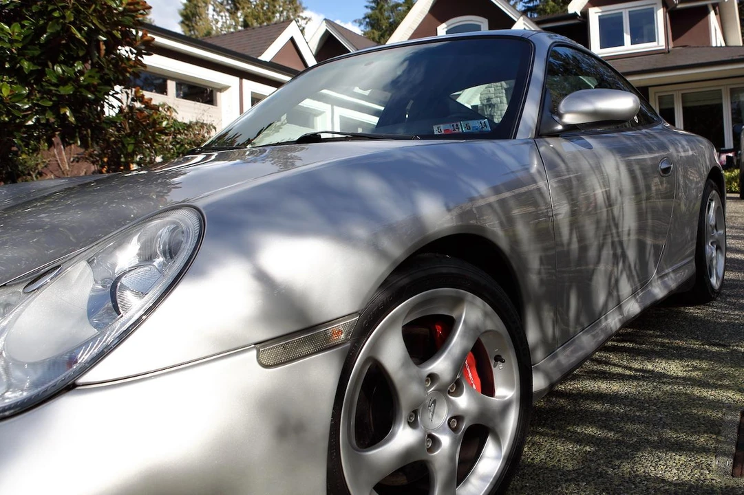 2002 Porsche 996 Carrera 4S - Image 15 of 31