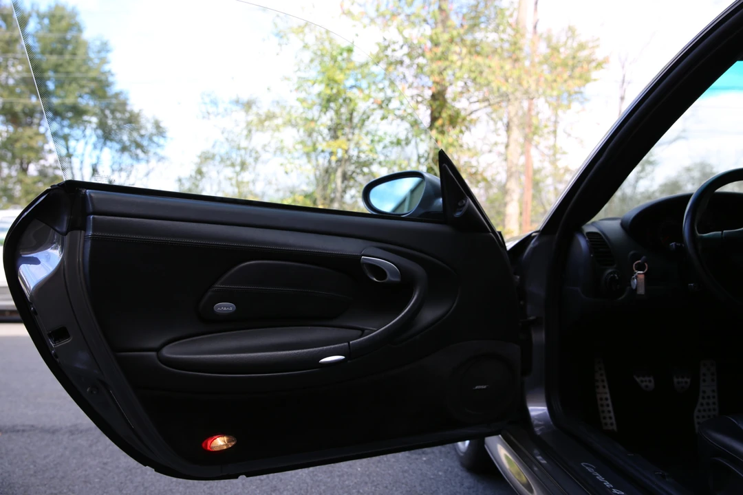 2002 Porsche 996 Carrera 4S - Image 25 of 31