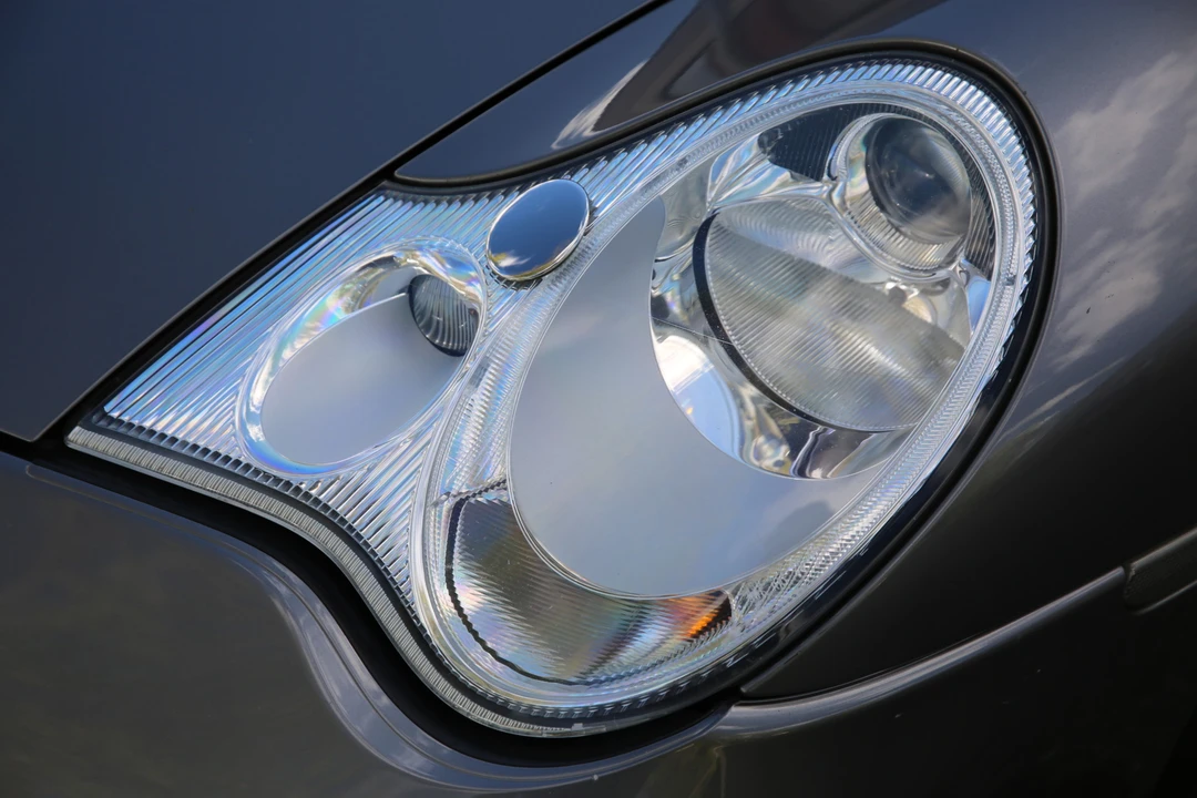 2002 Porsche 996 Carrera 4S - Image 14 of 31