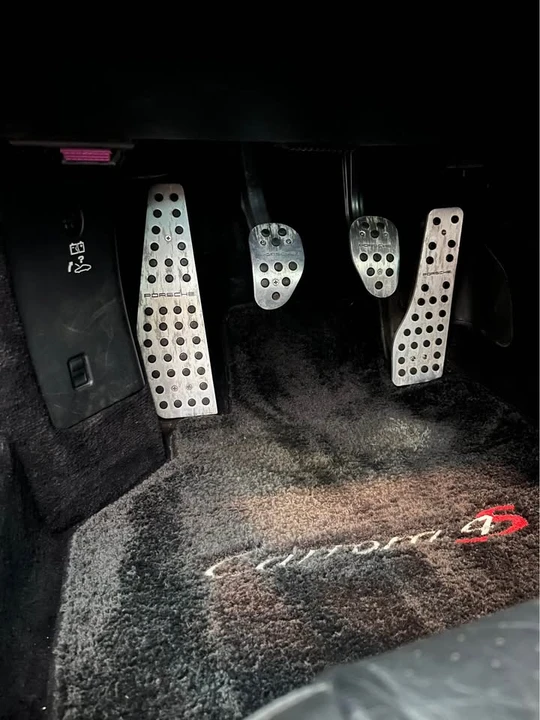 2002 Porsche 996 Carrera 4S - Image 19 of 20