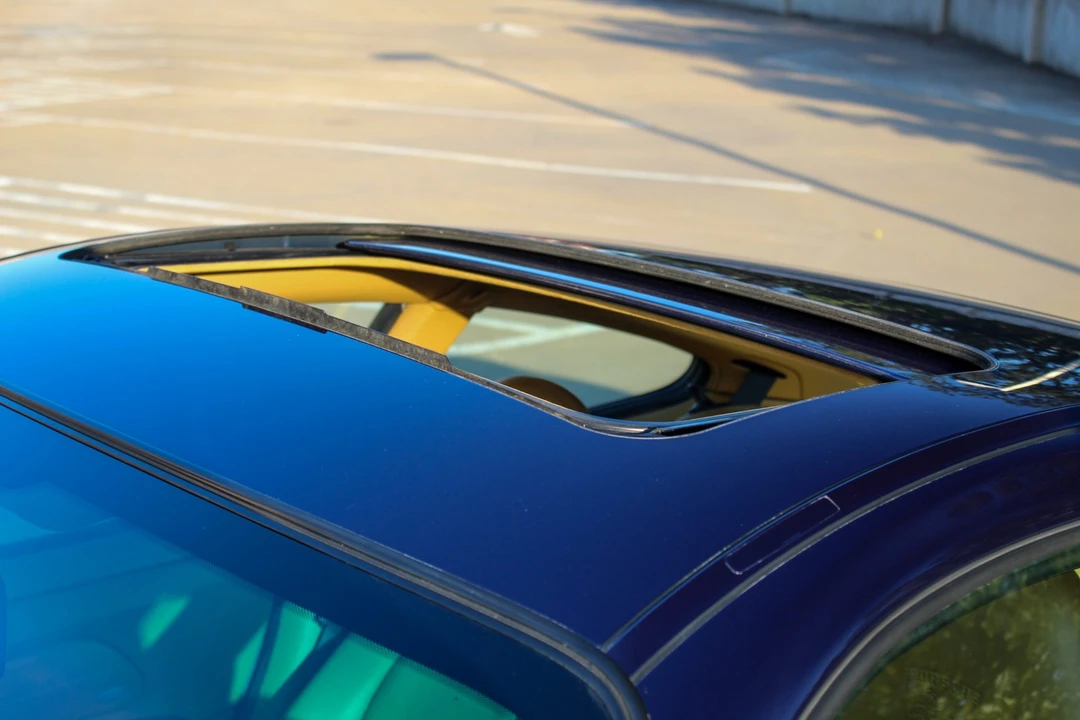 2002 Porsche 996 Carrera 4S - Image 27 of 31