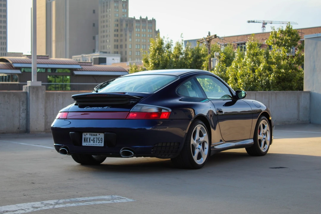 2002 Porsche 996 Carrera 4S - Image 9 of 31