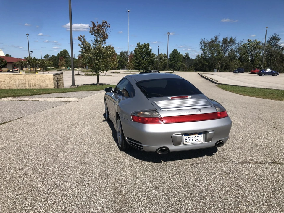 2002 Porsche 996 Carrera 4S - Image 8 of 31