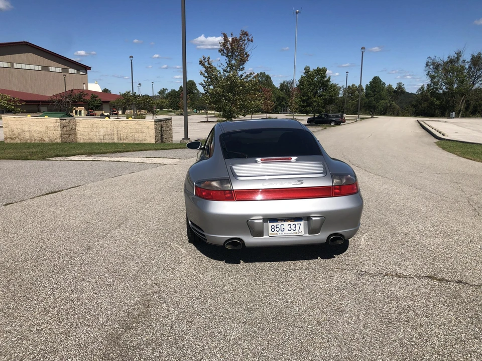 2002 Porsche 996 Carrera 4S - Image 9 of 31