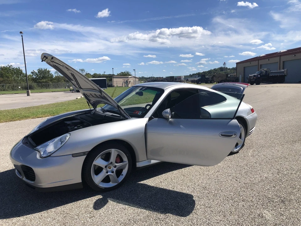 2002 Porsche 996 Carrera 4S - Image 21 of 31