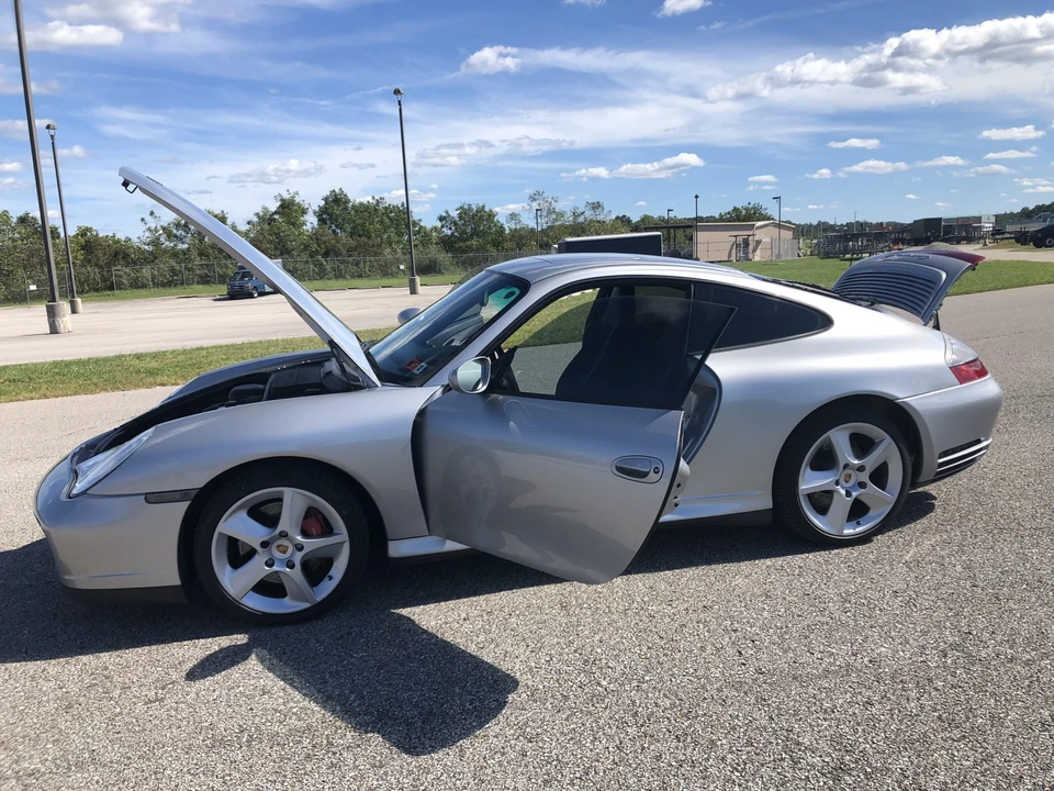 2002 Porsche 996 Carrera 4S - Image 22 of 31