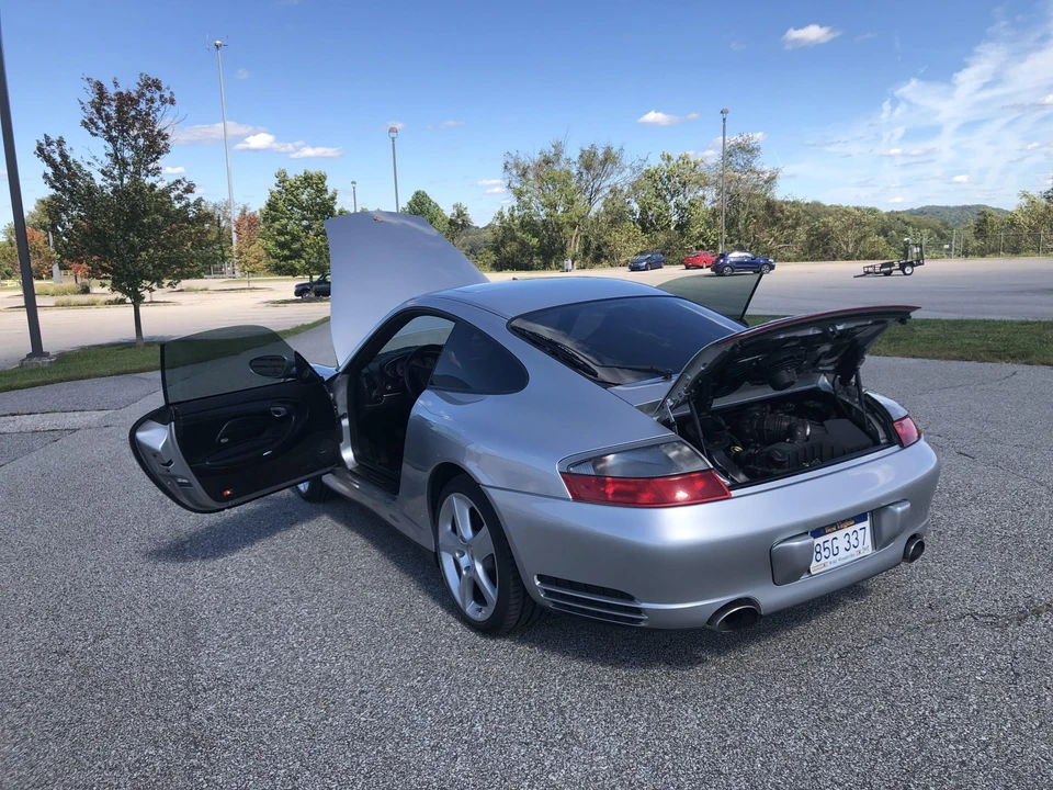 2002 Porsche 996 Carrera 4S - Image 24 of 31